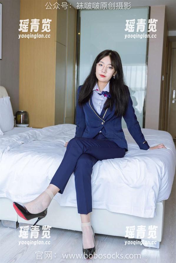 BoBoSocks袜啵啵 - 甜甜圈与她的白船袜：网盘呼叫，全网热搜！