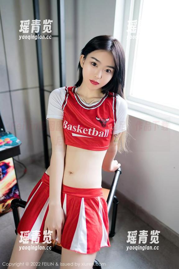 Feilin嗲囡囡-张俊佳 Feilin嗲囡囡 - 张俊佳的美足,作品下载后你会不会愣住?