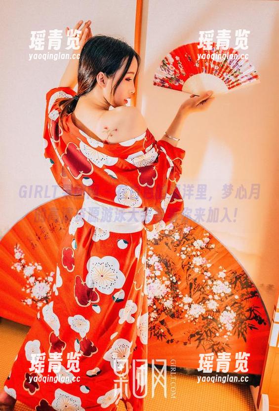 GIRLT果团网 - 在白色的海洋里，梦心月的高清资源游泳大会等着你来加入！