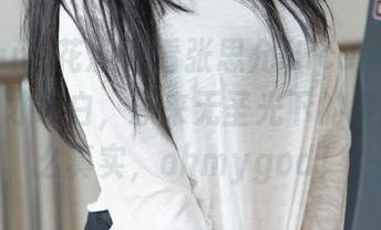 HuaYang花漾 - 看张思允Nice的白裙作品，我才明白，原来无圣光下的美可以这么真实，ohmygod！
