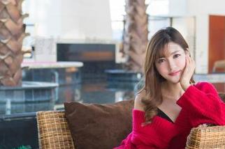 IMiss爱蜜社 - Nono酱的合集，细腻的棉袜让人只想猜你还藏了什么？真是个绝妙的组合！