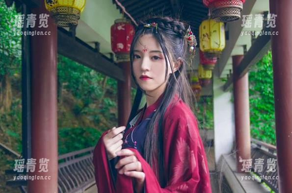 看！Kettoe的白色蕾丝：一个作品，多个资源的诱惑