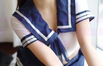 MFStar模范学院 - 艾莉Evelyn的比基尼生涯：下载这本写真集，潮流幽默都是‘游’来的！
