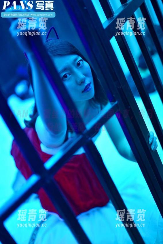 PANS - 蕾丝里的娇娇，美图分享，今日份的“美丽”在此！