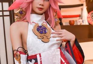 Poppa Chan在碧蓝航线掀起的定制女仆风潮——一组图,你值得