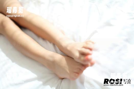 牛仔裤缩水了又怎样？ROSI原图收藏，那照片依旧满分！