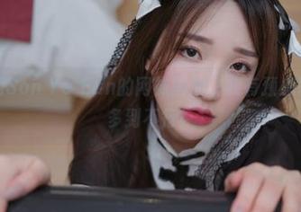 走，去翻Son Ye Eun的网袜图册，我有预感聊天弹会多到不行！
