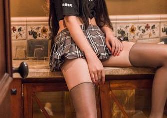TouTiao头条女神 - 尹菲私房美图合集—长得像初恋，但我知道你不只是温柔
