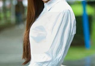 TuiGirl推女郎 - 何奕恋的高清美图，礼服好似在跟我打招呼，看不见的言语竟如此暧昧。
