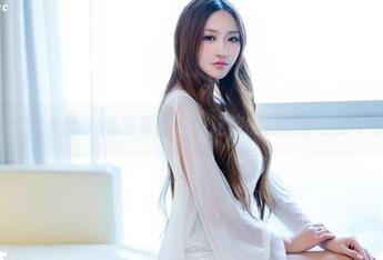 TuiGirl推女郎 - 高清李丽莎，让你的目光停在那个美足旁