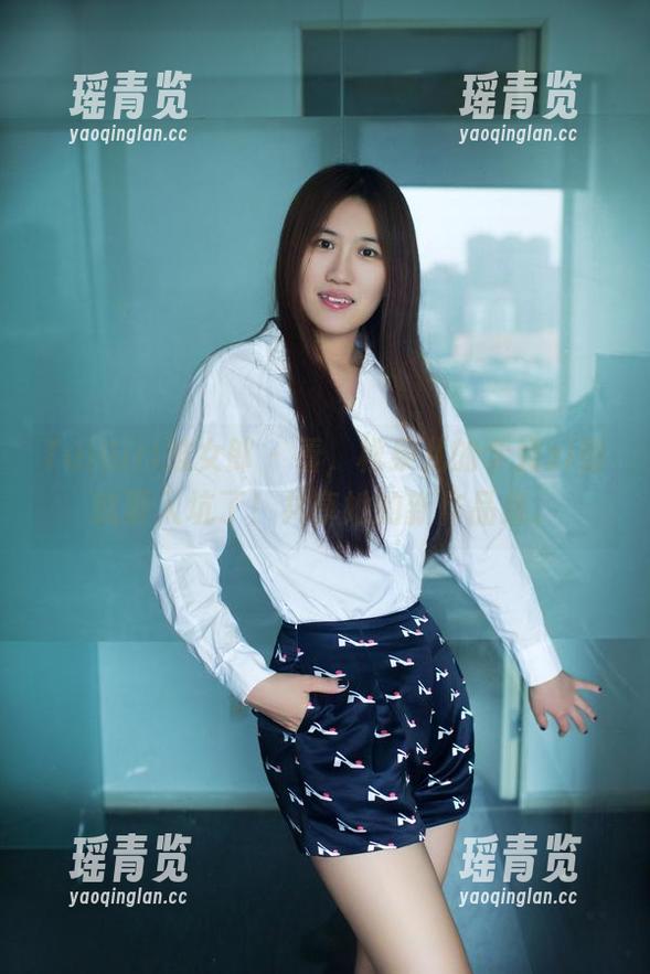 TuiGirl推女郎 - 看，松果儿的学姐zi情就要入坑了！共享她的新作品集。
