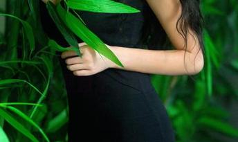 TuiGirl推女郎 - 婚纱和纯小希，图包里全是意想不到的组合