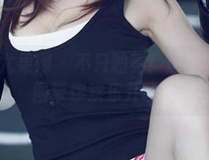 UGirls尤果网 - 不只油亮！唐溪若私拍原图带你欢乐开嗓！