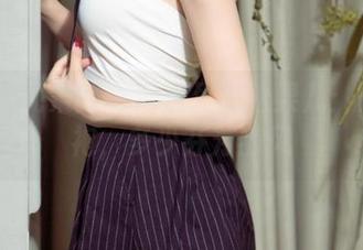 UGirls尤果网 - 网盘里的松果儿：一袭旗袍，多少芬芳随风