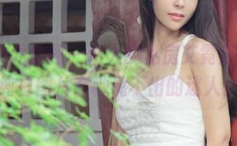 UGirls尤果网 - 动人的私房艾霓莎，她的纯白图片有种说不出的迷人。
