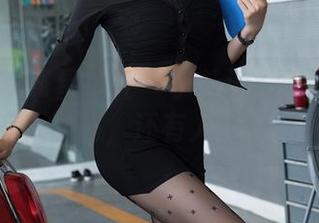 XINGYAN星颜社 - 李若汐×护士图包：有人服药，还有人在服气！