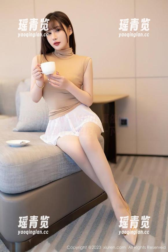 Xiuren秀人网 - MOON嘉依的原图：清纯到让人想捉弄一下。