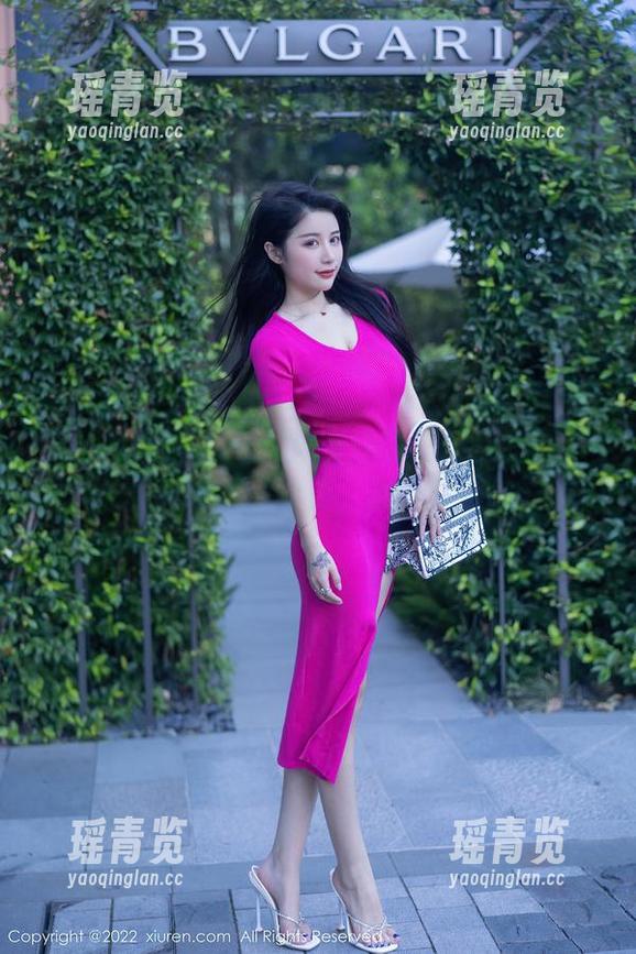 Xiuren秀人网-周慕汐 Xiuren秀人网 - 周慕汐的校服私拍合集:一边学一边美,双修胜道!