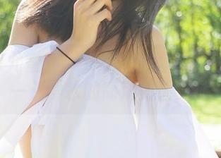 YouMi尤蜜荟 - Yumi尤美空姐大片——一头雾水的高清美图之旅