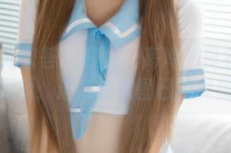 YouMi尤蜜荟 - 红裙、高冷、莫名其妙的是小逗逗：这高清原图已经辣眼了。