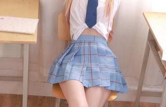 aqua水淼全新上传！Nikke胜利女神，资源的同时…我想问问，你们觉得冰蔷薇比冰淇淋好吃吗？