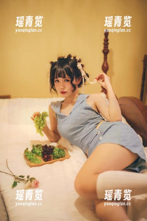 miko酱ww miko酱ww的巫女Cos,直击我内心深处的可畏。