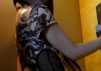 pans - 雨涵穿上婚纱，忘了撑伞的我……图包更新，真希望下雨的时候我能像她一样优雅！