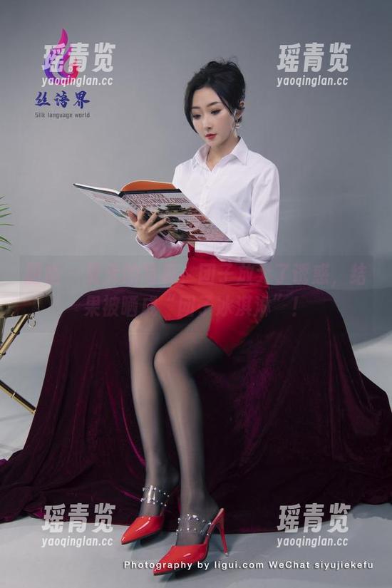 丽柜 - 夏天的写真，团子放大了诱惑，结果被晒成“团子冰淇淋”！