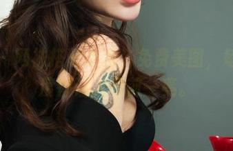 丽柜 - 网袜搭配小爽，免费美图，每个角度都让人眼前一亮。