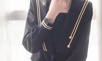 皮衣套图揭晓：这是“你的负卿”洗练诠释疯狂与优雅的时刻！