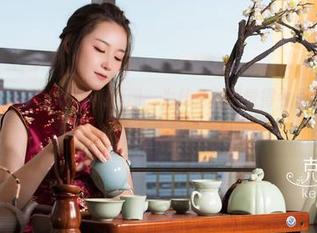 克拉女神 - 江琴的水手服原图，为什么忽然觉得今天的天气适合出海？要不要买个潜水镜呀？