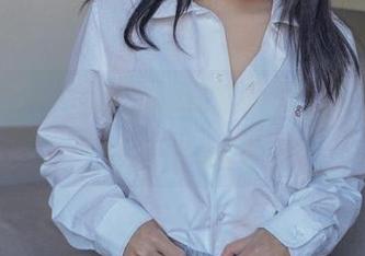 兔玩映画：大姐姐的体操服写真，轻松勾起些小想法
