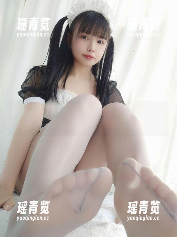 没时间解释，在线赶紧看十万珍吱伏特的加藤惠兔女郎图，真都好想说声快来！
