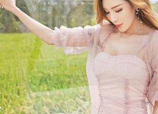 嗲囡囡 - Emily尹菲的学妹，免费上线！听说下载就会变得迷人？