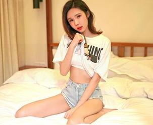嗲囡囡 - 一千种方式欣赏施忆佳KITTY的作品，竟然被姐姐这一套图傻住了。