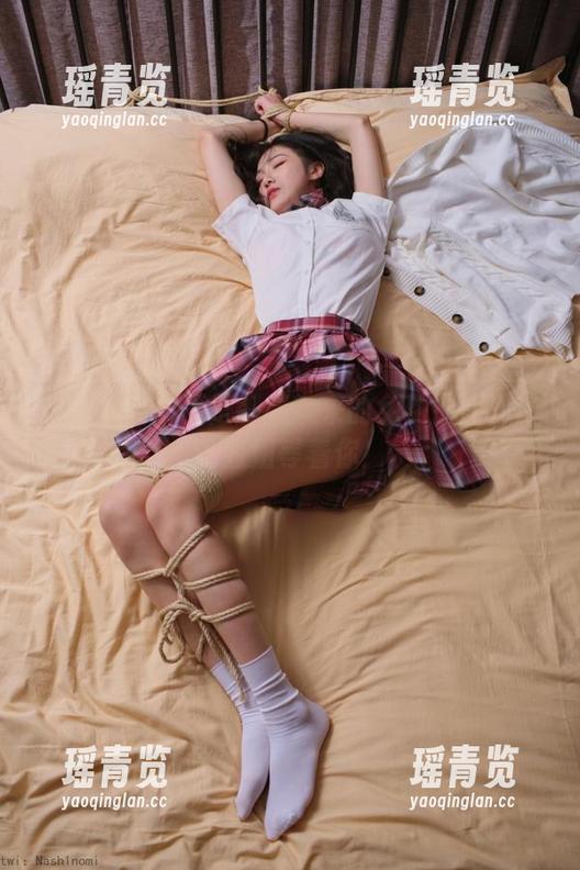 想要大梨子不是御姐带来的免费原图？吉他姐姐等着你！
