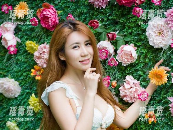 尤物馆 - 陆萱萱Cecilia女仆写真：让你心甘情愿当个家奴！