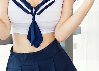 尤蜜荟 - 高清小仙的怦然心动写真，里头也藏着些不那么小清新的东西，啧，这可真有意思。