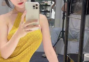 抖娘利世最新作品集又更新了：抖娘与不呆猫的黑白旗袍，又能擦出多少火花？