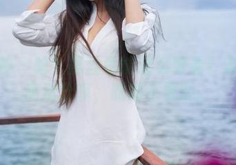 推女神 - 啥？黑丝也能这么好看！赵伊彤高清分享，眼睛不要眨。