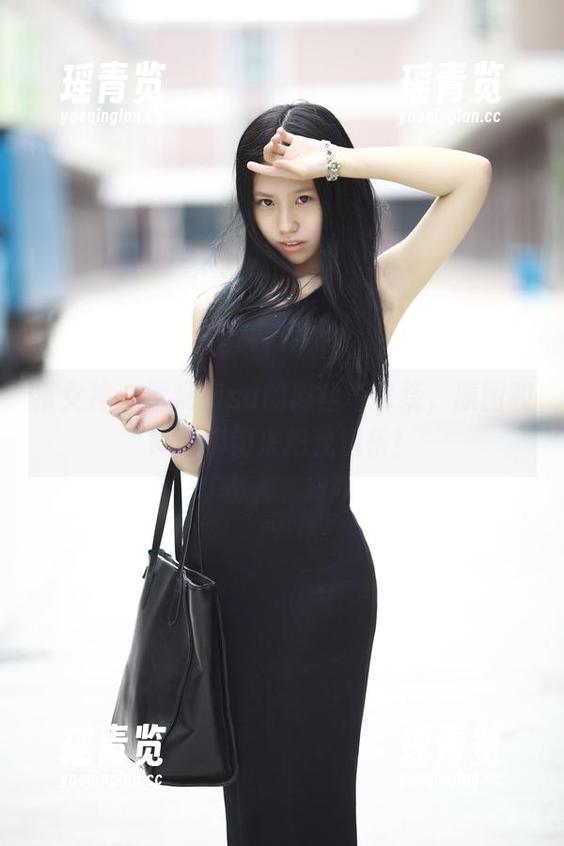 推女神-雪瑞Lisa 推女神 - 雪瑞Lisa的肉丝弯弯绕,原图和套图相约来把我逗乐!