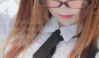 新鲜出炉的图册，摇摇乐yoyo又带着女仆隐藏在衣柜里的秘密！