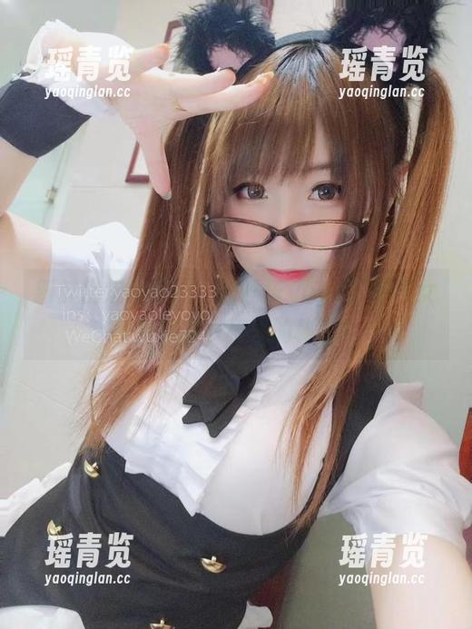 新鲜出炉的图册，摇摇乐yoyo又带着女仆隐藏在衣柜里的秘密！