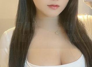 微密圈 - 是可馨吖写真全集：落地窗就像她的舞台，随便一转身就够我想的了！