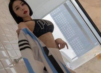 微密圈 - 夏天，图集里的果儿Victoria拼成了一幅生动的画面，恍惚间想去追逐哪个飞舞的蝴蝶。