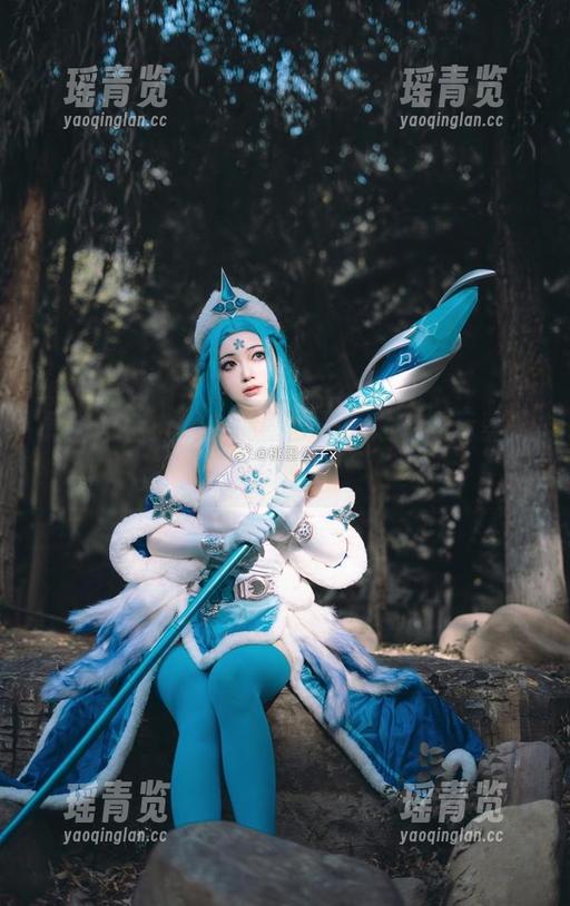 桃墨公子 最新图包上线,桃墨公子也太会展示美足了吧!