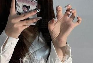 微密圈 - 皮衣写真里的桃沢樱呀，难道她还有个双重人格吗？