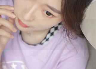 梦丝女神 - 小苏琪的嘴唇，火热得让人想立马“免费”收藏全套照片！