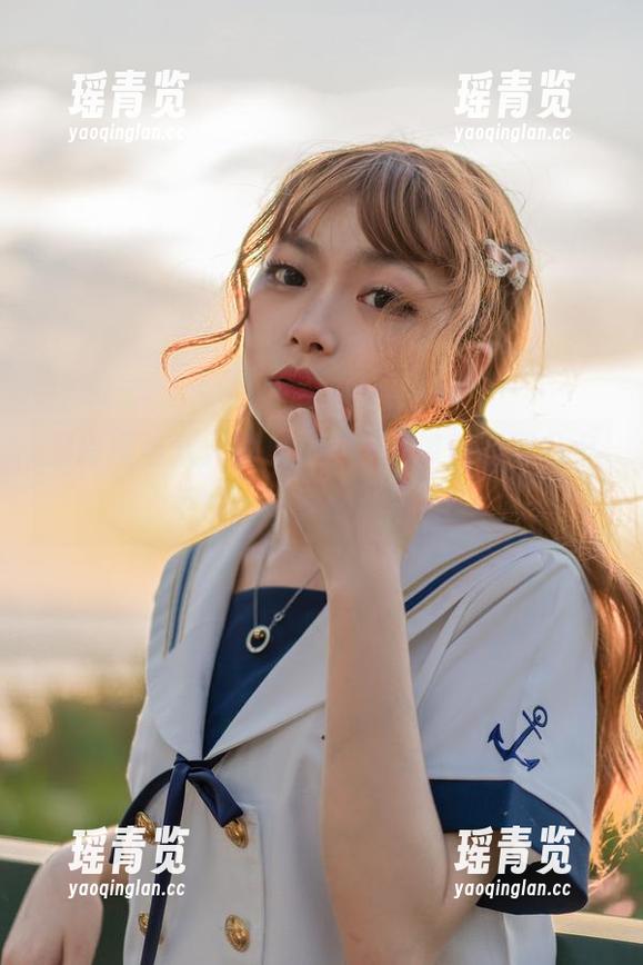 梨瑾瑾 梨瑾瑾与双人港风,cos成像是回到八十年代,怀旧感满分啊!