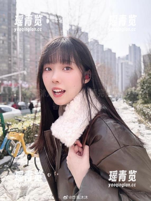 这些炸酱沐沐女仆图片，看完你可能对妆容有了新想法!
